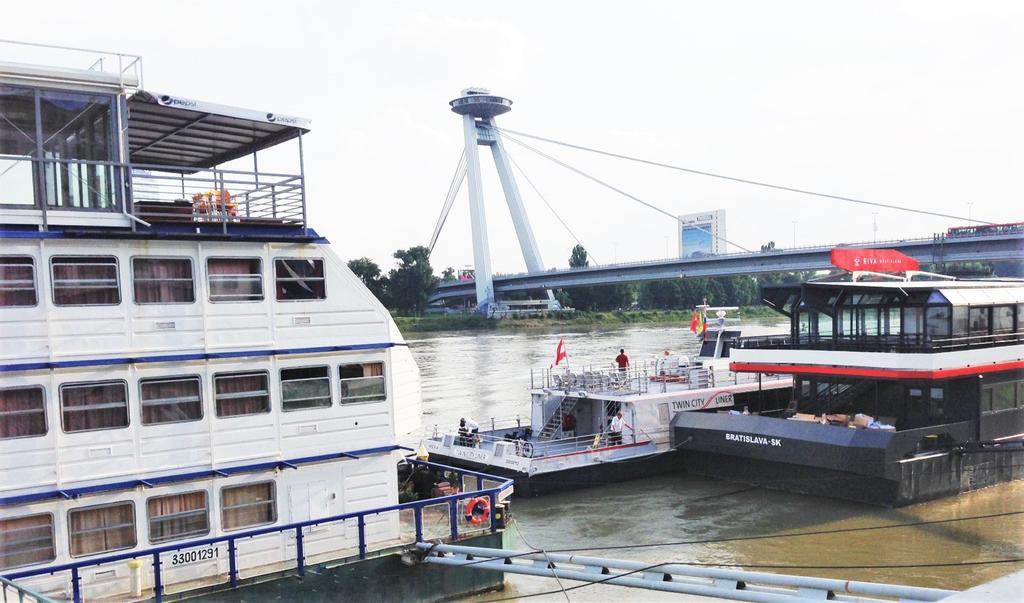 Botel Gracia Bratislava Exterior photo