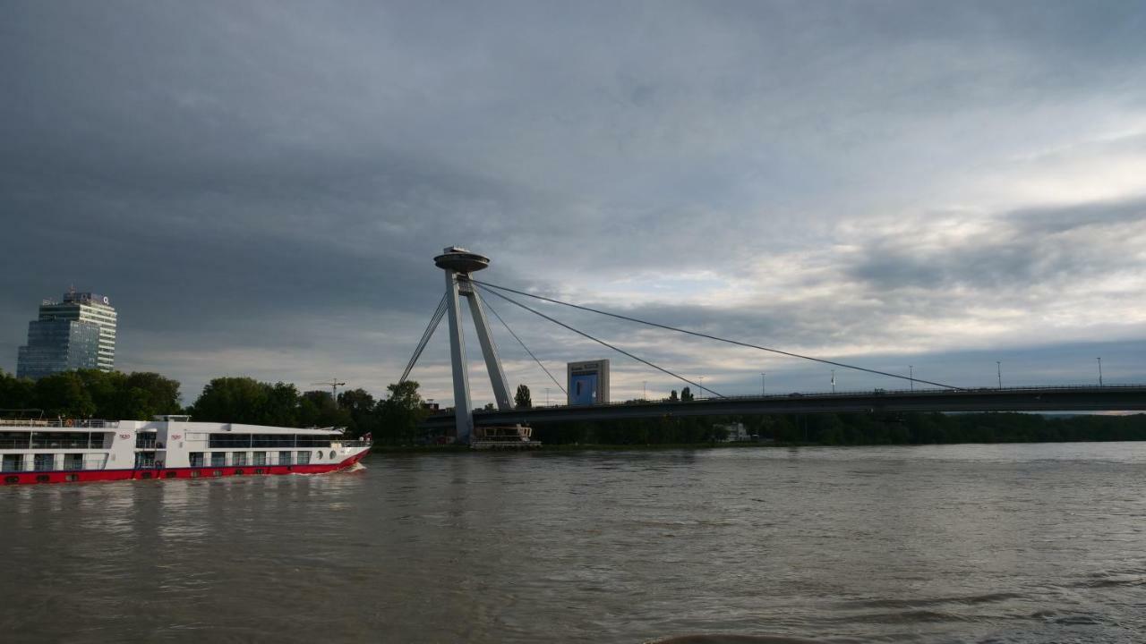 Botel Gracia Bratislava Exterior photo