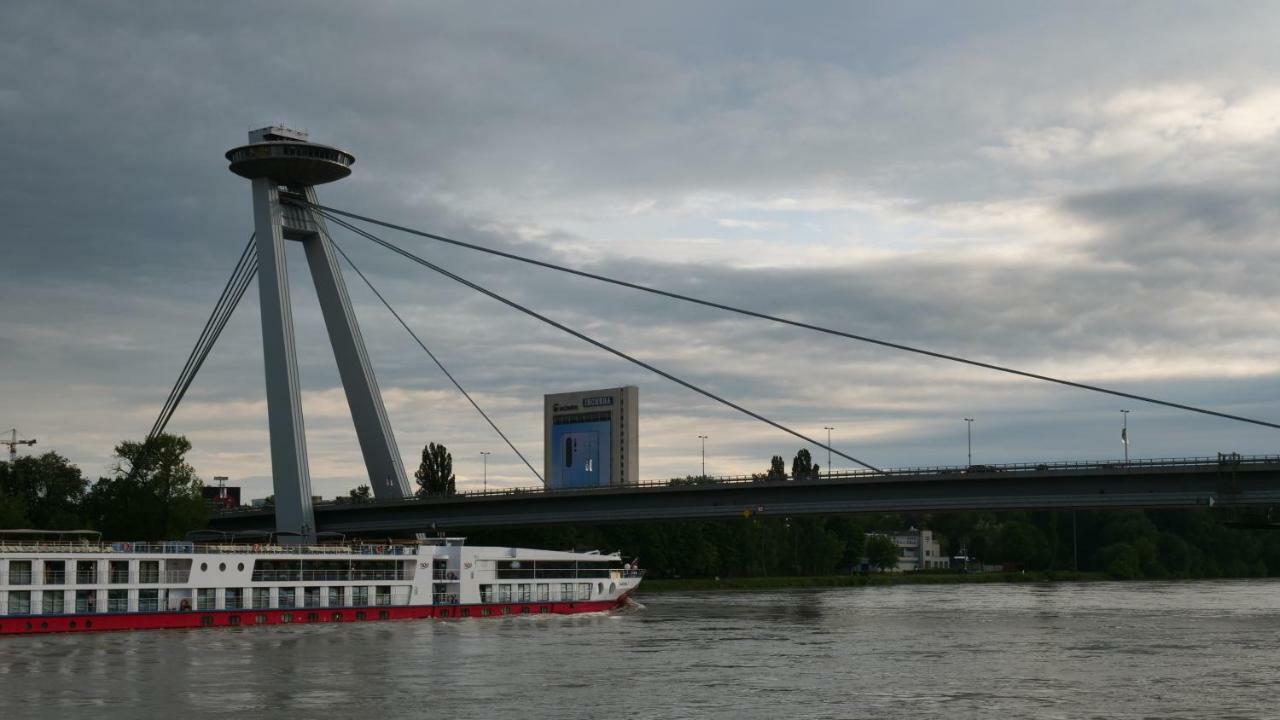 Botel Gracia Bratislava Exterior photo